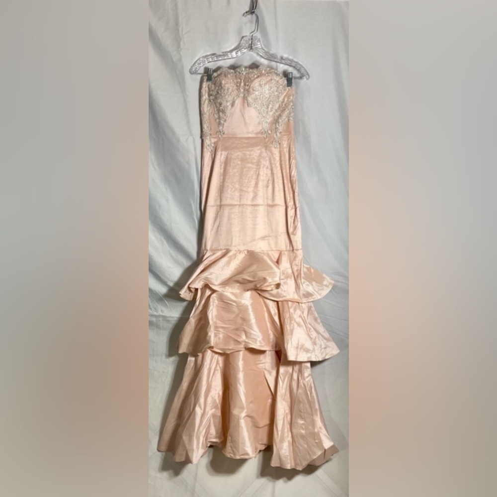 Brand New Maniju Women’s Gown
